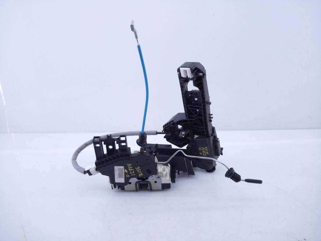 CERRADURA PUERTA DELANTERA DERECHA MERCEDES-BENZ CLASE GLA (W156) A2047601800 / E1-A2-28-1 / 01150182002 A2047601800E1A228101150182002 - Vista 3