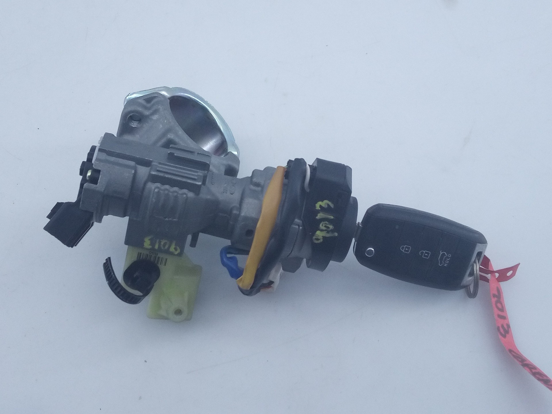 ANTIRROBO KIA CARENS ( ) 49A61011101 / E3-A3-29-3 49A61011101E3A3293