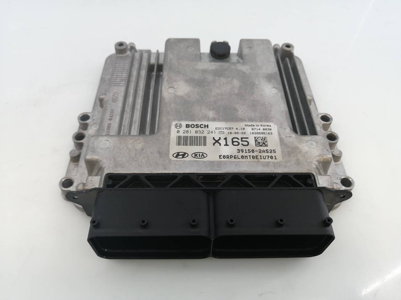 CENTRALITA MOTOR UCE KIA CARENS ( ) 391502A525 / E3-A3-10-4 / 0281032241 391502A525E3A31040281032241
