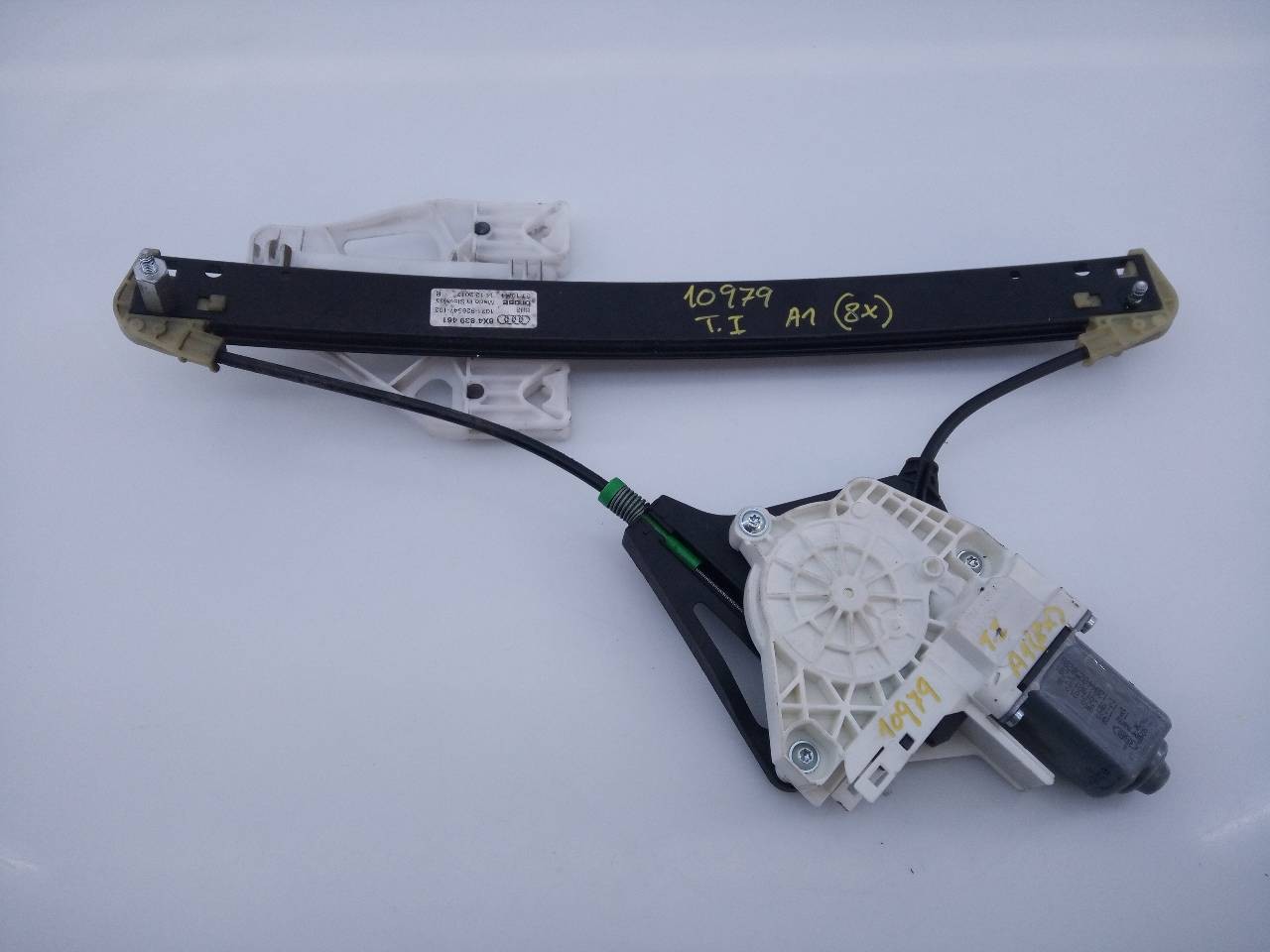 ELEVALUNAS TRASERO IZQUIERDO AUDI A1 (8X) 8K0959812A / E1-B5-35-1 / 1101919813201 8K0959812AE1B53511101919813201