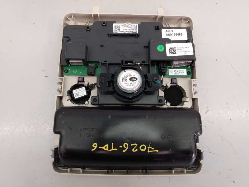 LUZ INTERIOR LAND ROVER DISCOVERY 5 HJ32519A58APIA26 / E3-B3-29-1 / 0000230077 HJ32519A58APIA26E3B32910000230077 - Vista 3