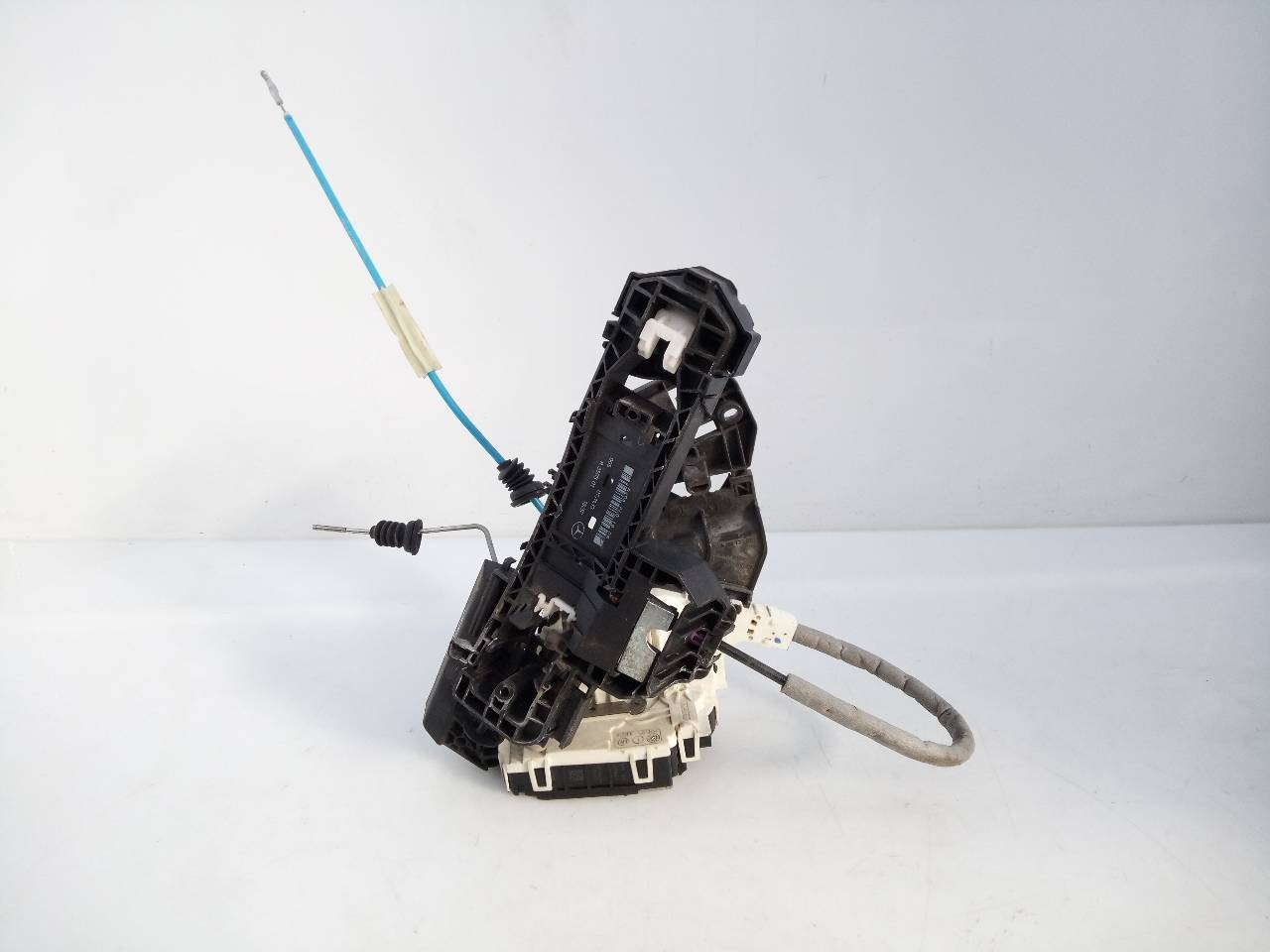 CERRADURA PUERTA TRASERA DERECHA MERCEDES-BENZ CLASE CLA (W117) A2047601634 / E1-A2-32-2 A2047601634E1A2322