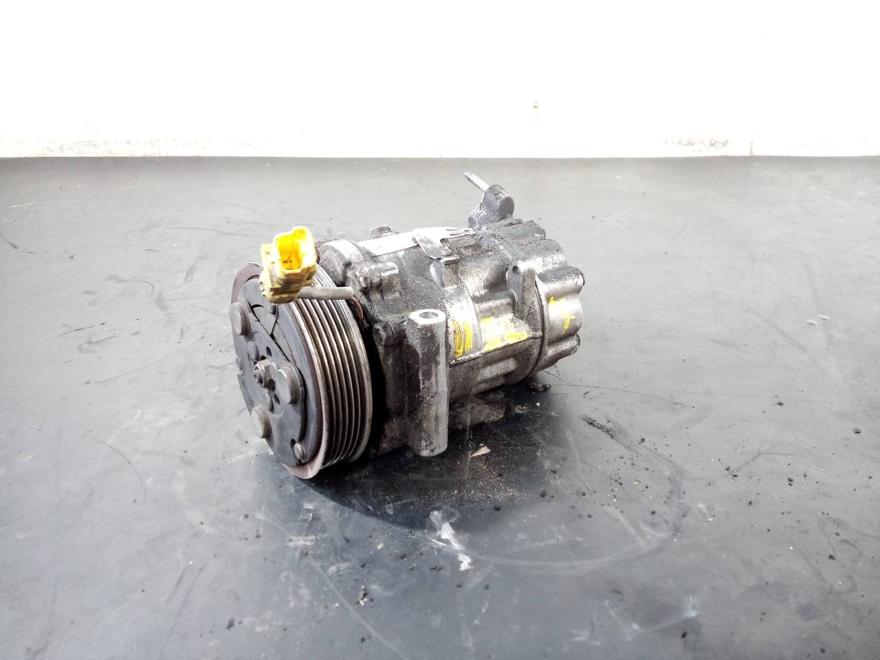 COMPRESOR AIRE ACONDICIONADO MINI MINI (R56) 694250103 / P3-A2-14-1 694250103P3A2141
