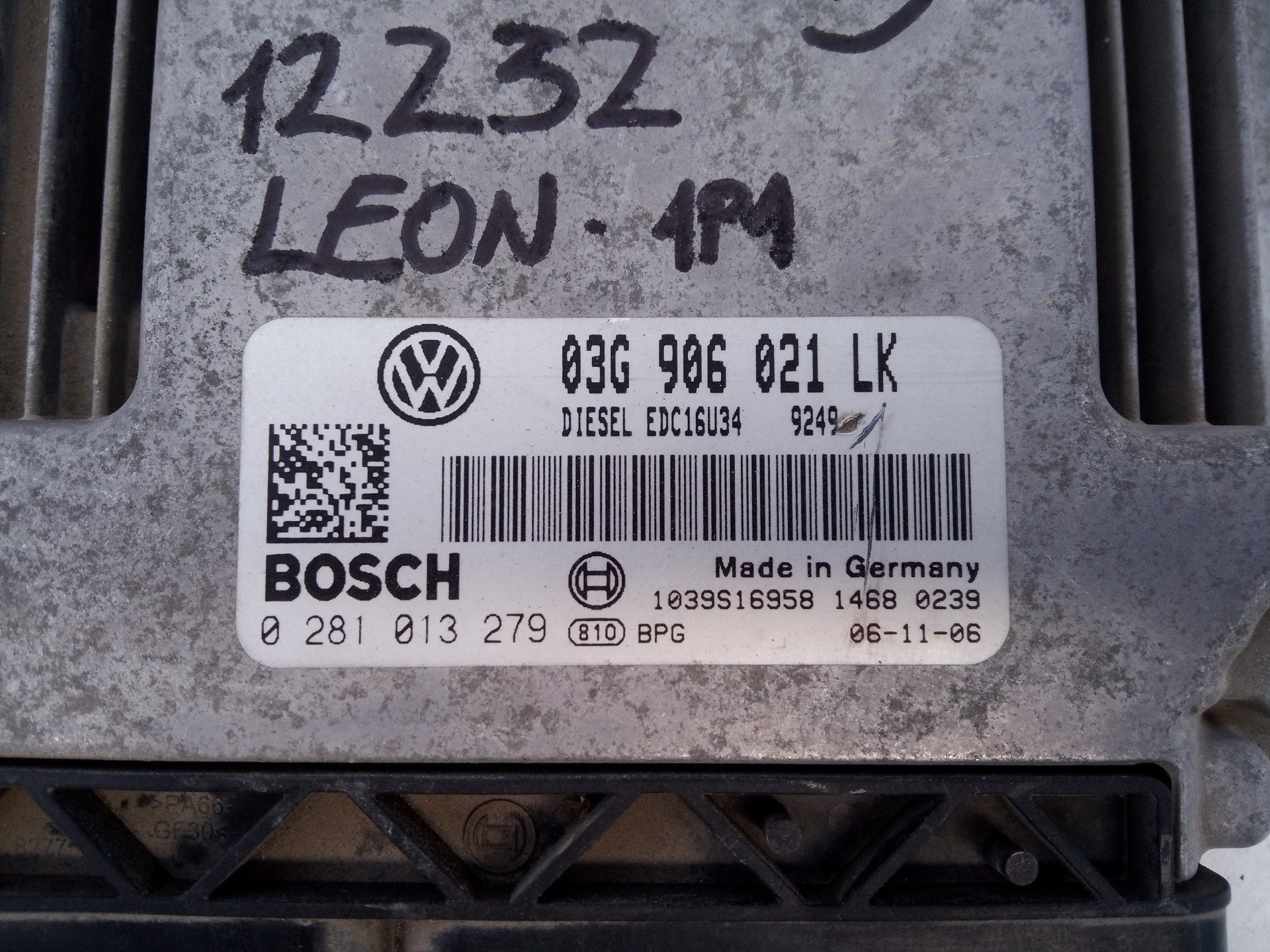 CENTRALITA MOTOR UCE SEAT LEON (1P1) 03G906021LK / E2-A1-23-7 / 0281013279 03G906021LKE2A12370281013279 - Vista 3