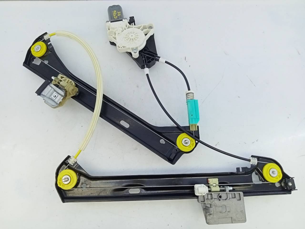 ELEVALUNAS DELANTERO IZQUIERDO MERCEDES-BENZ CLA-KLASSE (BM 118) A0009061507 / E1-A2-48-2 A0009061507E1A2482 - Vista 2