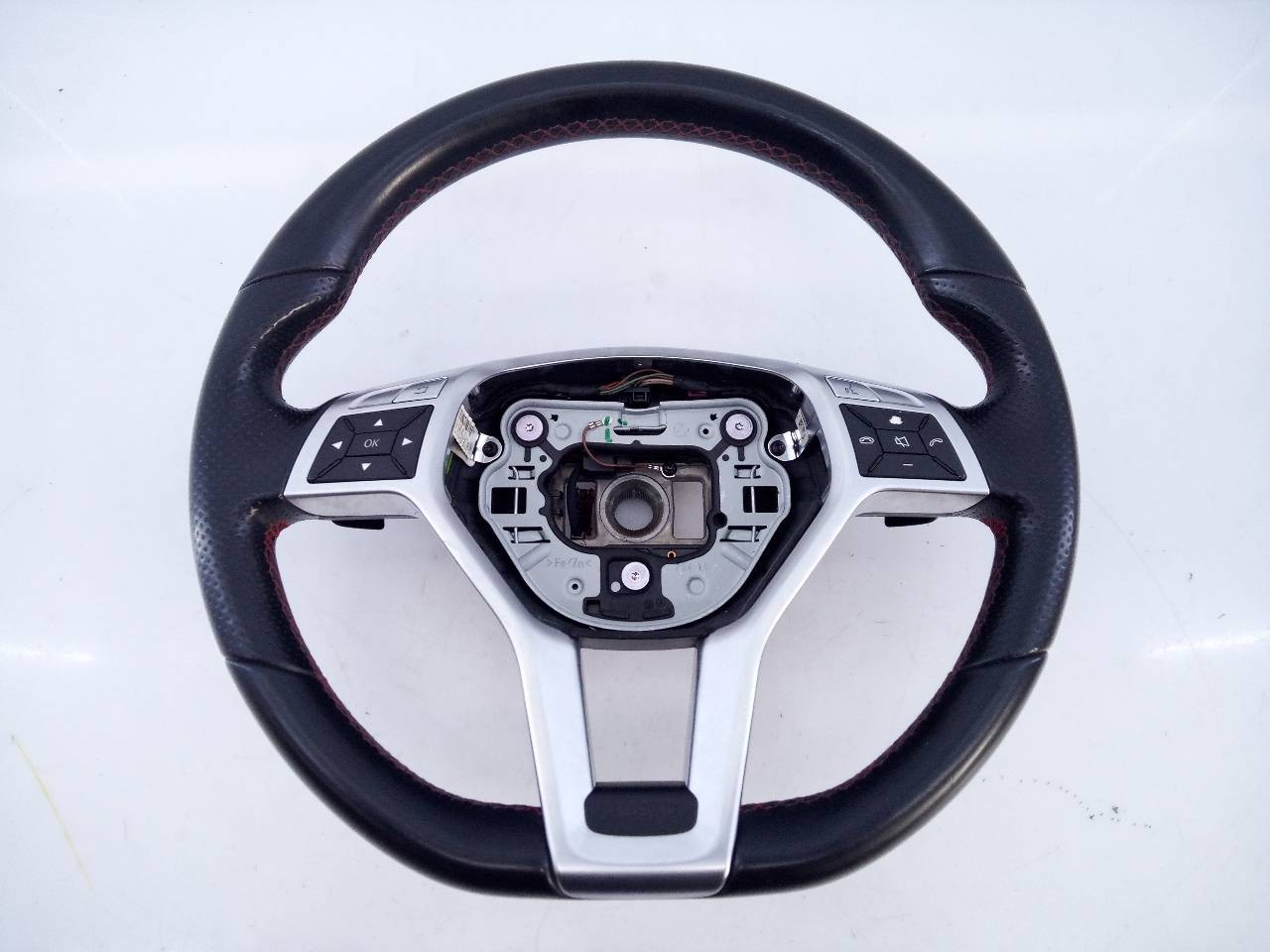 VOLANTE MERCEDES-BENZ CLASE CLA (W117) A1724601803 / E1-A2-43-1 A1724601803E1A2431