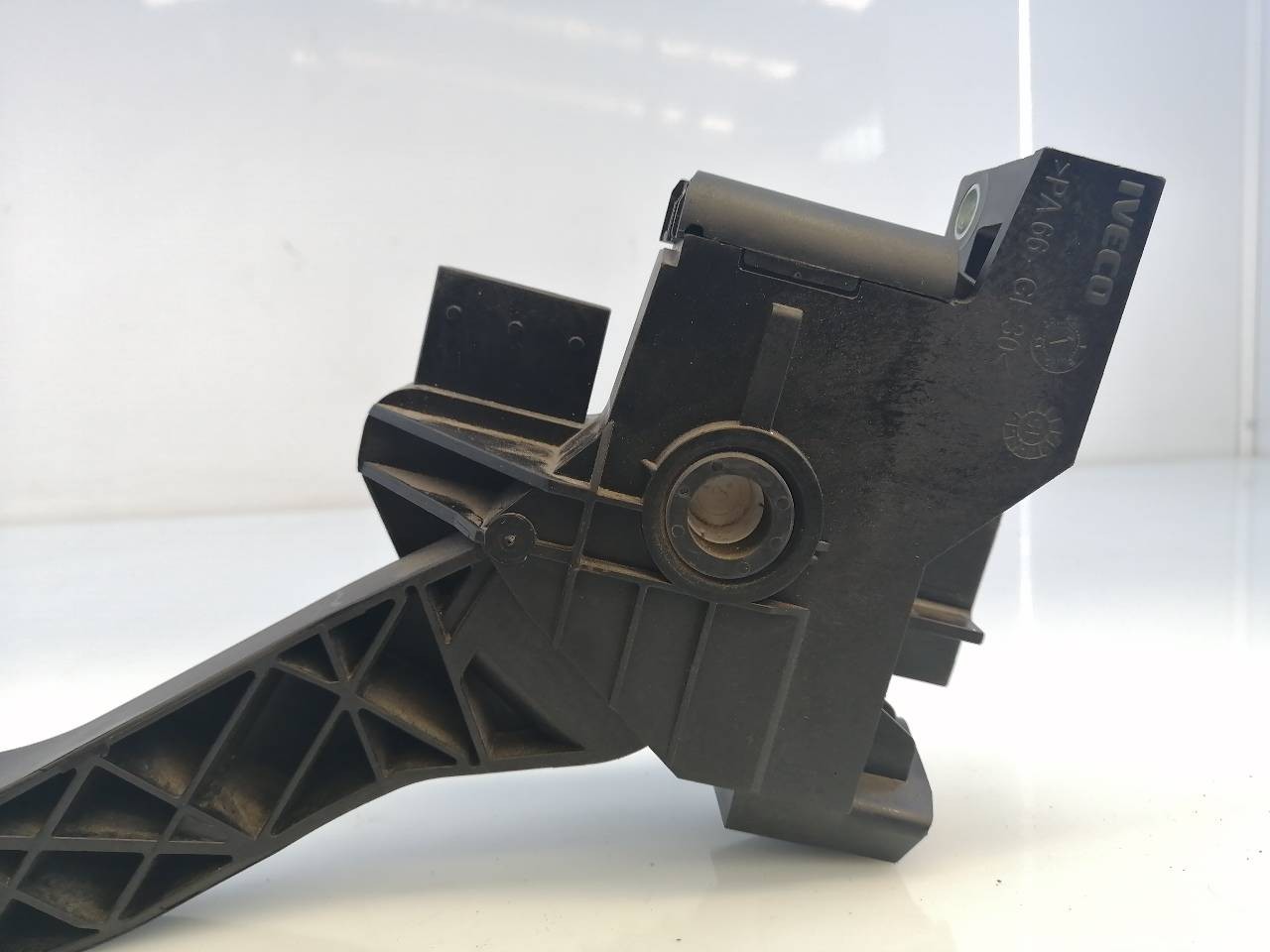 PEDAL ACELERADOR IVECO DAILY FURGÓN 5801333490 / E3-A2-5-1 5801333490E3A251 - Vista 2