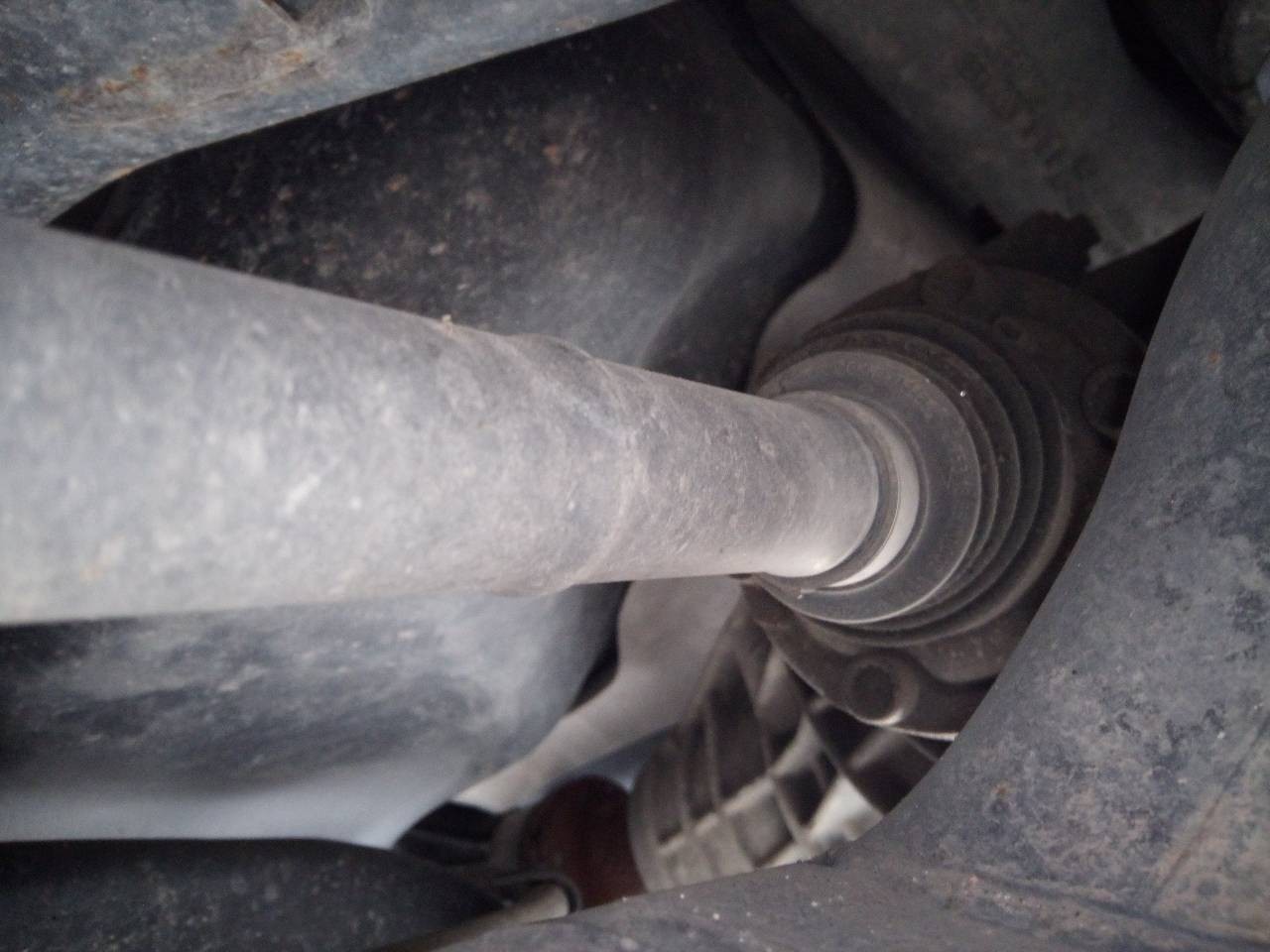 TRANSMISION TRASERA IZQUIERDA AUDI Q7 (4L) 7L8501201A 7L8501201A