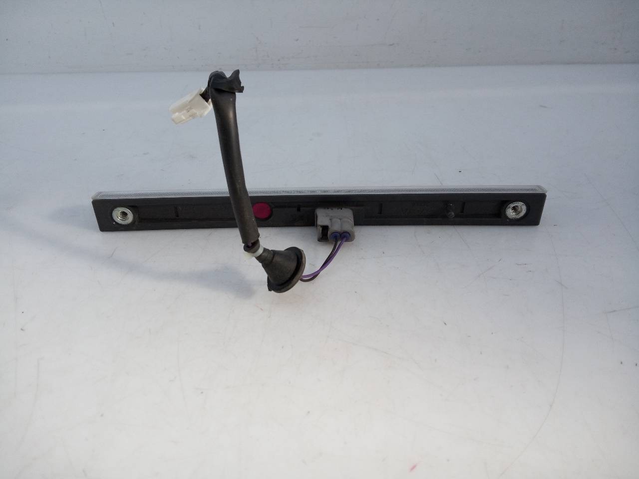 LUZ CENTRAL DE FRENO TOYOTA RAV 4 E2-B4-60-2 E2B4602 - Vista 3