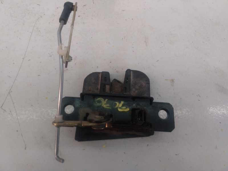 CERRADURA MALETERO / PORTON VOLKSWAGEN CADDY KA/KB (2K) E1-B6-16-1 E1B6161 - Vista 3