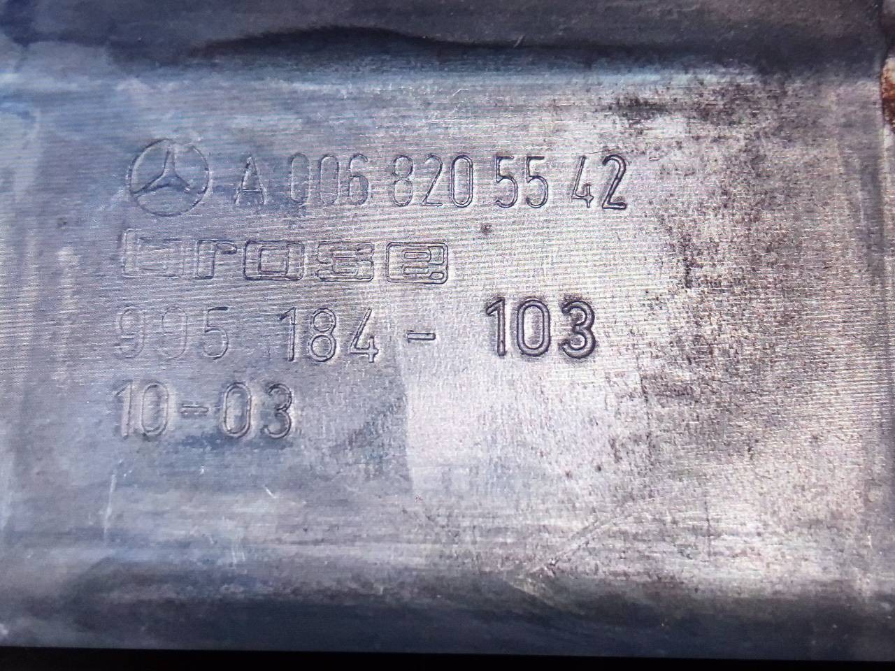 MOTOR ELEVALUNAS DELANTERO DERECHO MERCEDES-BENZ SPRINTERII CAJA CERRADA (DESDE 01.06) A0068205542 / E1-A2-48-2 / 995184103 A0068205542E1A2482995184103 - Vista 3