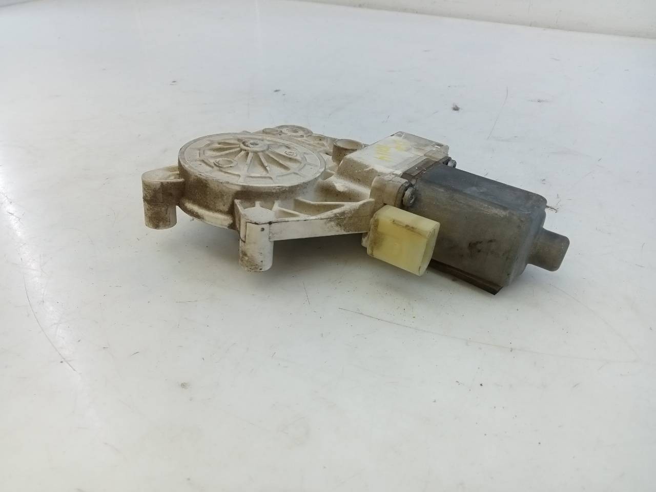 MOTOR ELEVALUNAS DELANTERO DERECHO MERCEDES-BENZ SPRINTERII CAJA CERRADA (DESDE 01.06) A0068205542 / E1-A2-48-2 / 995184103 A0068205542E1A2482995184103 - Vista 2