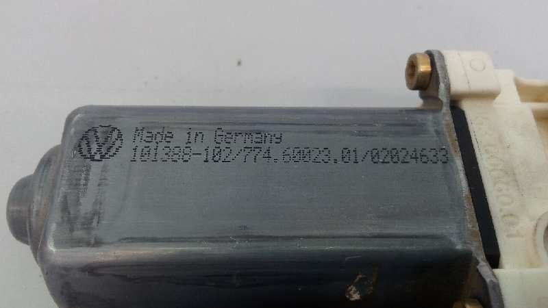 MOTOR ELEVALUNAS TRASERO DERECHO SEAT LEON (1M1) 105541301 / E1-B6-47-1 / 1C0959812A 105541301E1B64711C0959812A - Vista 2