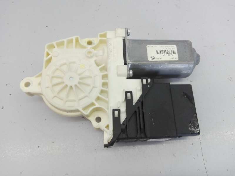 MOTOR ELEVALUNAS TRASERO DERECHO VOLKSWAGEN PASSAT BERLINA (3C2) 1K0959704F / E1-A5-31-2 / F005S00208 1K0959704FE1A5312F005S00208 - Vista 3