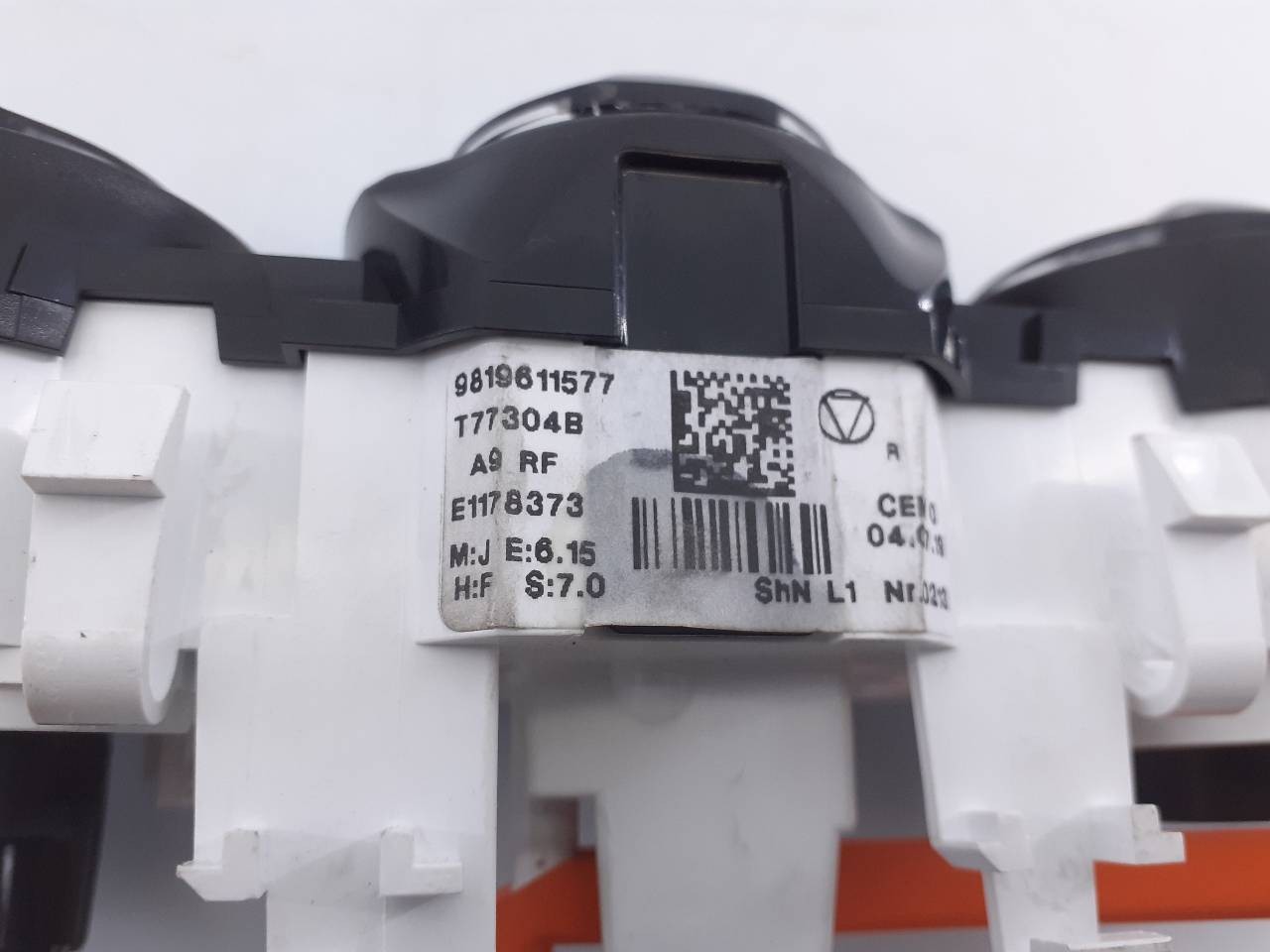 MANDO CLIMATIZADOR PEUGEOT 208 9819611577 / E3-B2-29-3 9819611577E3B2293 - Vista 2
