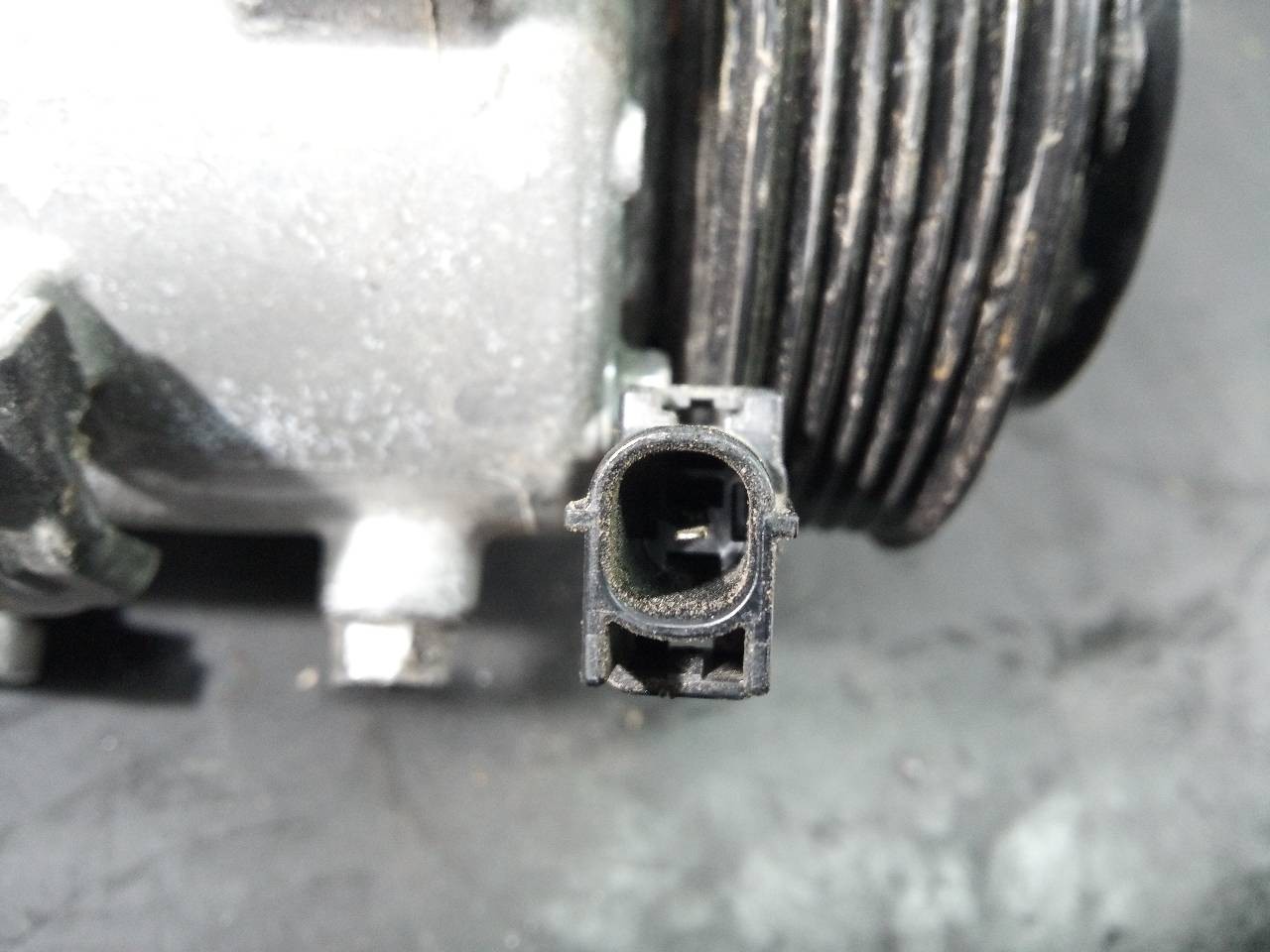 COMPRESOR AIRE ACONDICIONADO MAZDA 3 SEDÁN (BP) CA500G5ABA06 / P3-B3-18-1 CA500G5ABA06P3B3181 - Vista 3