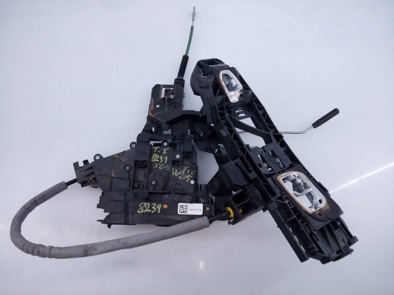 CERRADURA PUERTA TRASERA IZQUIERDA MERCEDES-BENZ CLASE C (W205) FAMILIAR A0997303700 / E1-A2-8-2 A0997303700E1A282