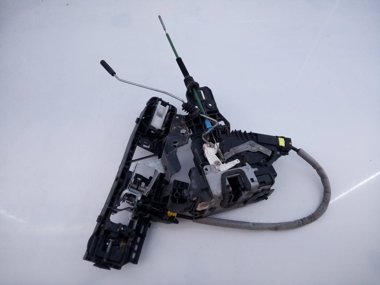 CERRADURA PUERTA TRASERA IZQUIERDA MERCEDES-BENZ CLASE C (W205) FAMILIAR A0997303700 / E1-A2-8-2 A0997303700E1A282 - Vista 3