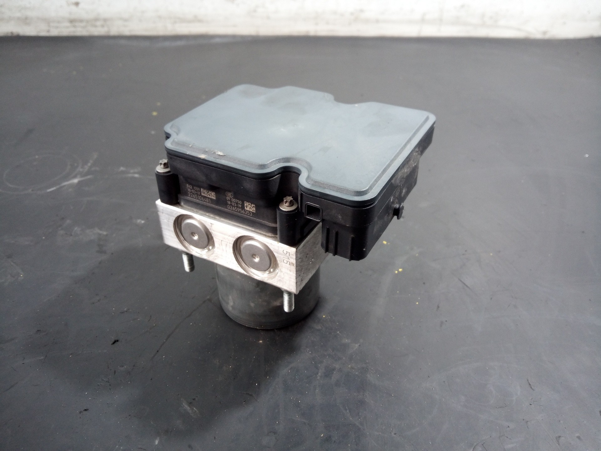 ABS PEUGEOT 3008 9826694380 / P3-B8-24-1 9826694380P3B8241