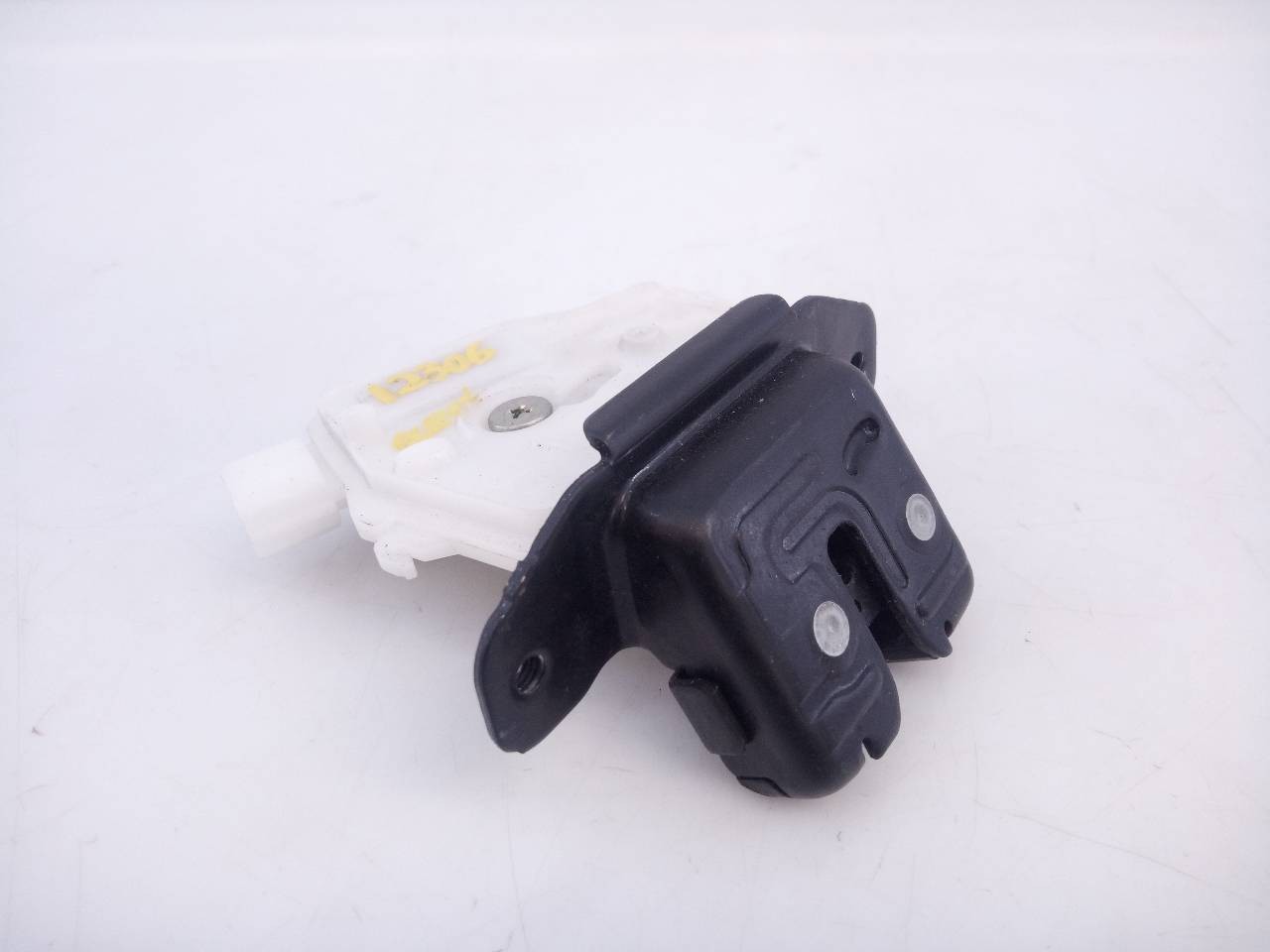 CERRADURA MALETERO / PORTON TOYOTA AURIS E2-B4-60-1 E2B4601 - Vista 2
