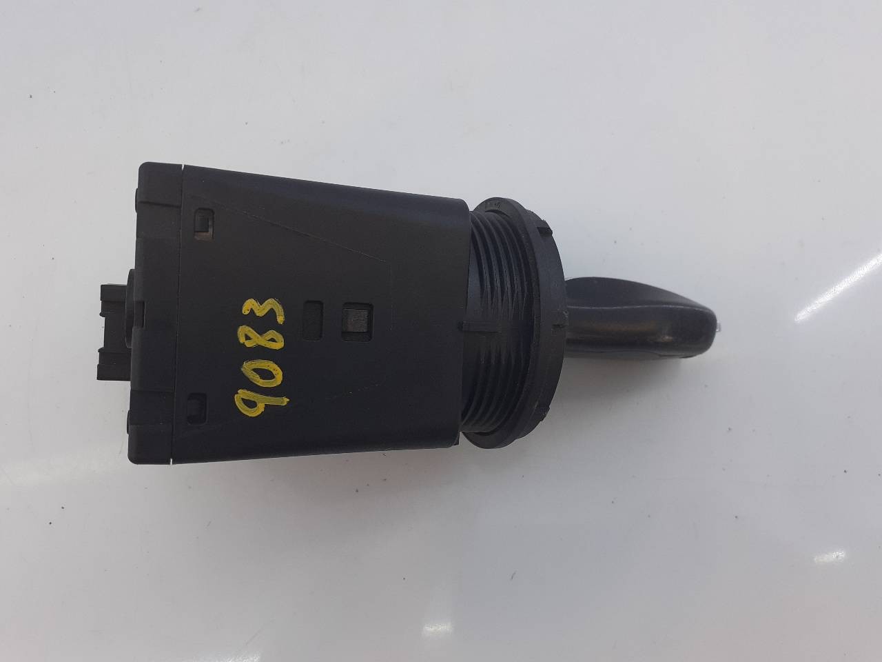 ANTIRROBO PORSCHE CAYENNE (TYP 92AA) 7PP905865E / E3-B6-24-1 7PP905865EE3B6241 - Vista 2