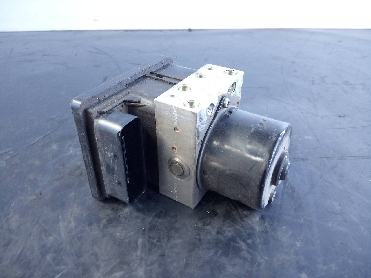 ABS OPEL ASTRA H BERLINA 13213610 / P3-B8-22-2 13213610P3B8222 - Vista 3