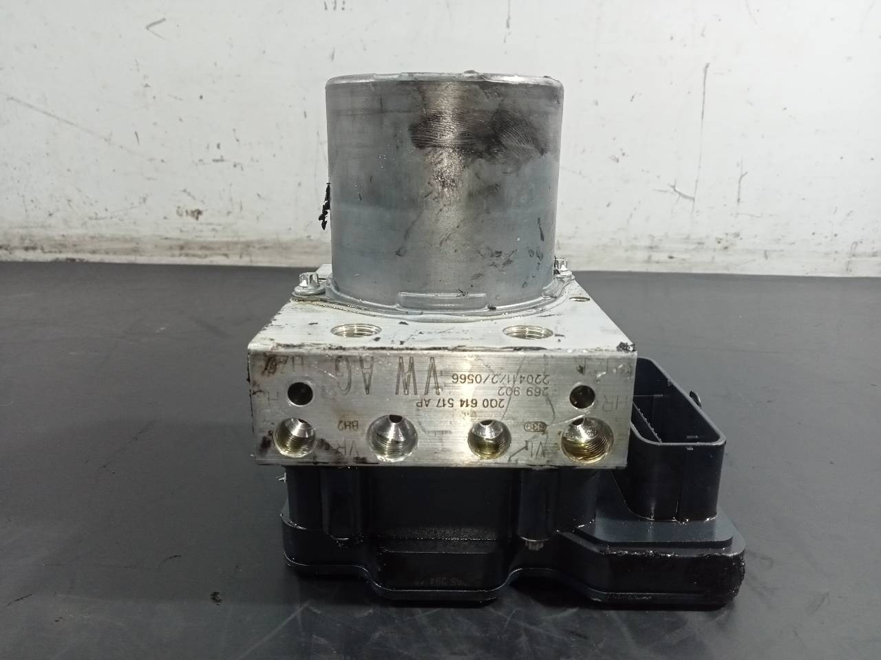 ABS VOLKSWAGEN T-CROSS 2Q0614517AP / P3-B8-23-3 2Q0614517APP3B8233