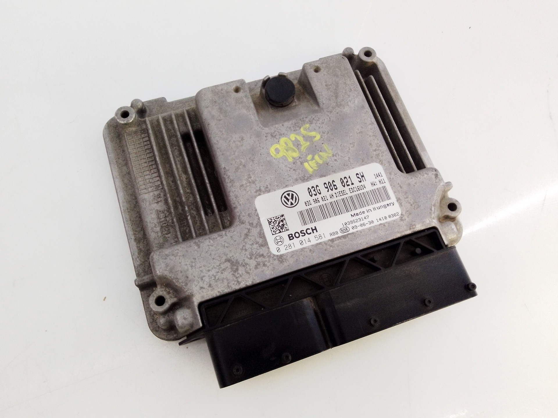 CENTRALITA MOTOR UCE SEAT LEON (1P1) 03G906021SH / E2-A1-24-7 / 0281014581 03G906021SHE2A12470281014581