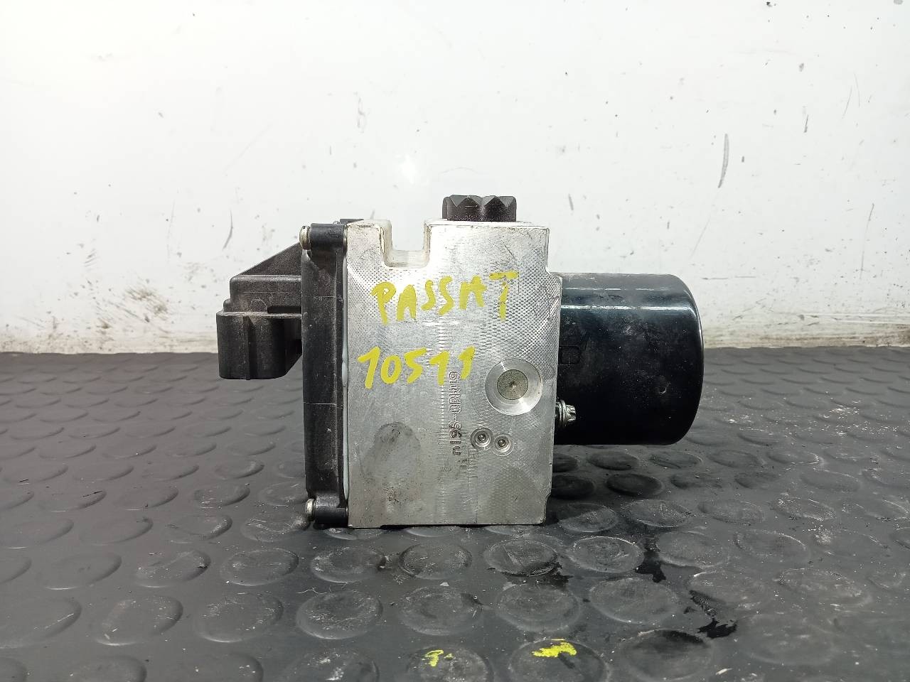 ABS VOLKSWAGEN PASSAT BERLINA (3C2) 3C0614095S / P3-A8-28-2 3C0614095SP3A8282