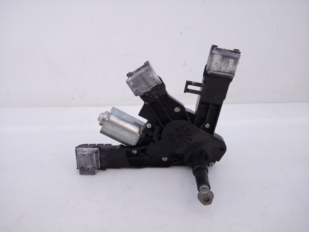 MOTOR LIMPIA TRASERO PEUGEOT 308 SW 9819523180 / E1-A4-39-1 / 0390205010 9819523180E1A43910390205010 - Vista 3