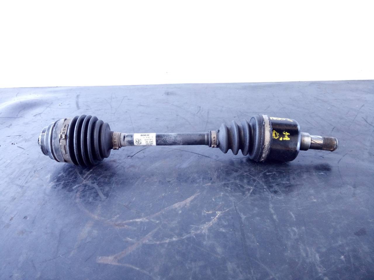 TRANSMISION DELANTERA IZQUIERDA MINI MINI (F56) 861192701 / P1-A6-37 / 15540010 861192701P1A63715540010
