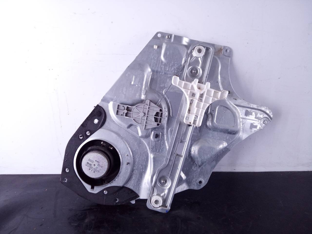 ELEVALUNAS TRASERO IZQUIERDO KIA SPORTAGE 402353B / P2-B3-19 402353BP2B319 - Vista 2