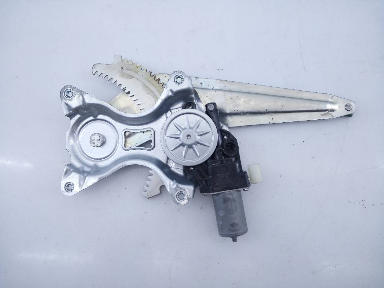 ELEVALUNAS TRASERO IZQUIERDO SUZUKI IGNIS (/MF) 8356061M00 / E2-A3-55-2 / 2621005670 8356061M00E2A35522621005670 - Vista 3