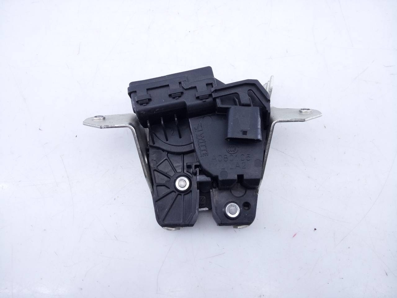 CERRADURA MALETERO / PORTON MERCEDES-BENZ CLASE C (W205) FAMILIAR AQ0997400600 / E1-A2-44-2 AQ0997400600E1A2442 - Vista 2