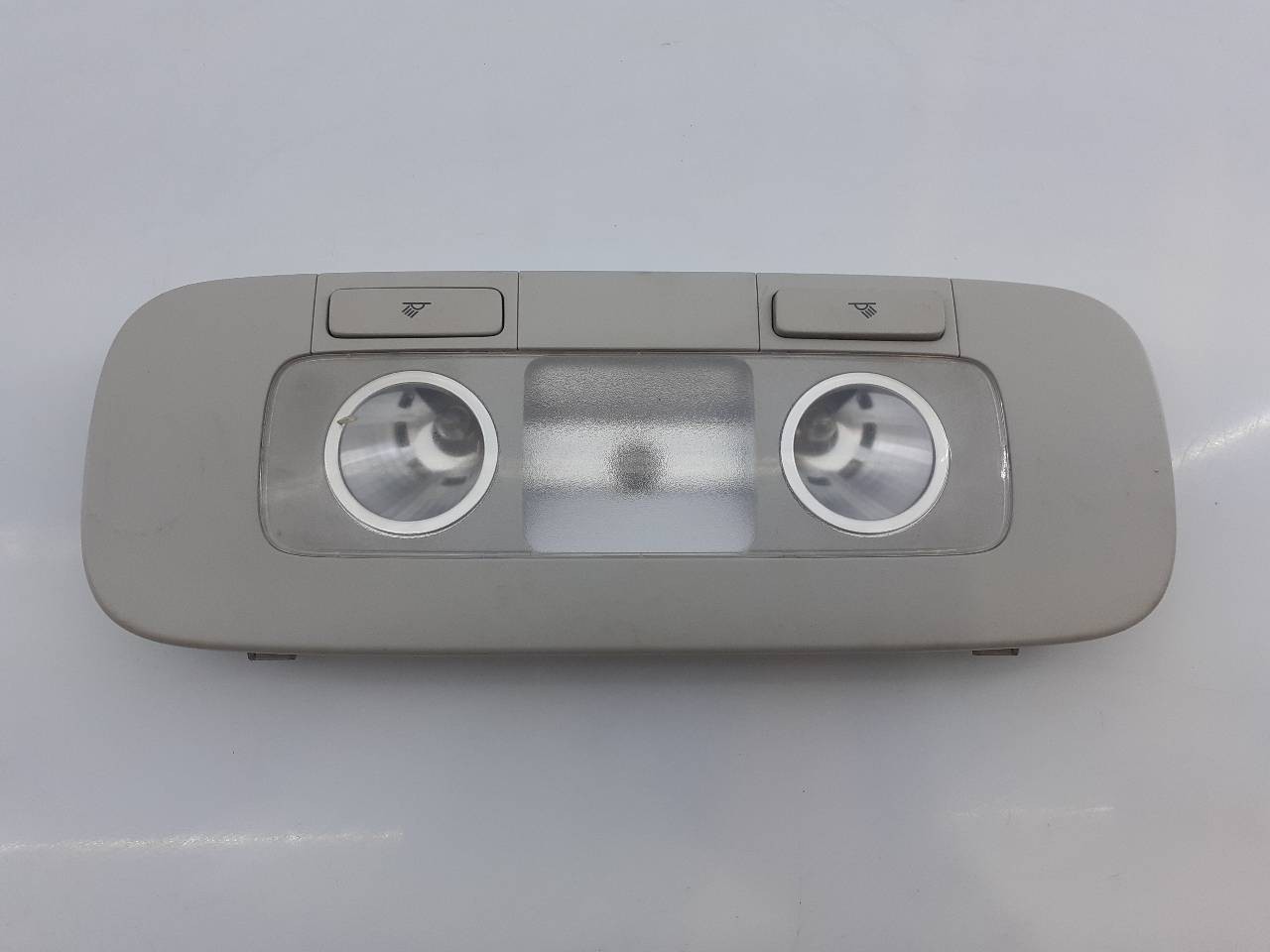 LUZ INTERIOR VOLKSWAGEN PASSAT VARIANT (365) E2-A1-3-1 E2A131