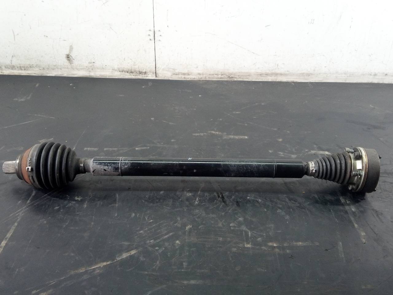 TRANSMISION DELANTERA DERECHA AUDI A3 SEDÁN (8VM) 1K0407272QN / P1-B6-17 1K0407272QNP1B617