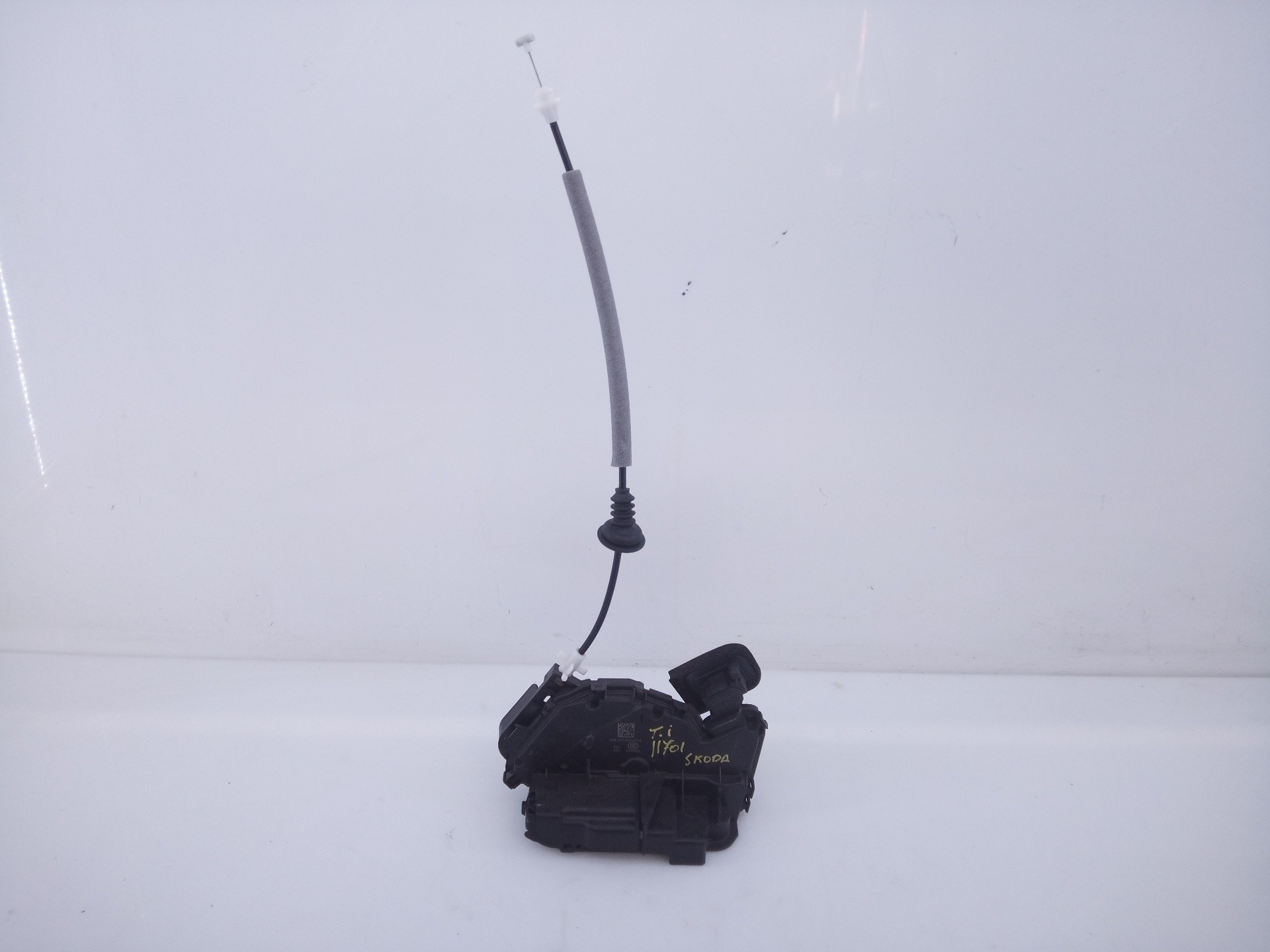 CERRADURA PUERTA TRASERA IZQUIERDA SKODA OCTAVIA LIM. (5E3) 5TA839015E / E1-A5-51-1 5TA839015EE1A5511
