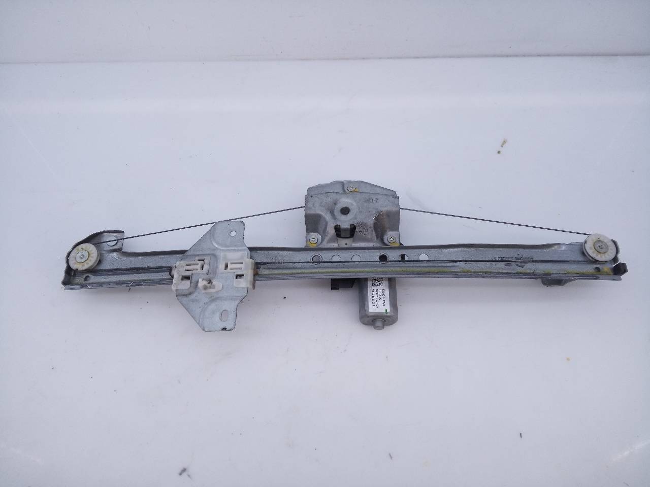 ELEVALUNAS TRASERO IZQUIERDO DACIA LODGY 128001472B / E1-A1-27-1 / 3U1062C 128001472BE1A12713U1062C - Vista 3