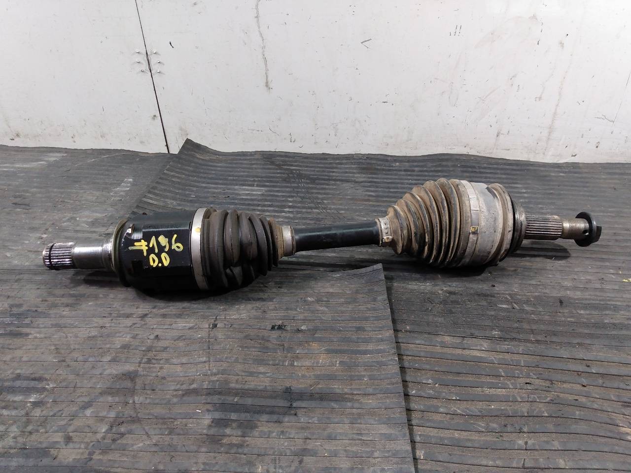 TRANSMISION DELANTERA DERECHA TOYOTA LAND CRUISER (J15) P1-B6-19 P1B619