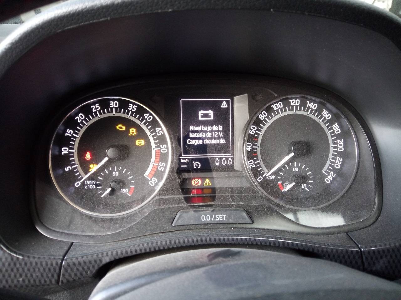CUADRO INSTRUMENTOS SKODA FABIA 6V0920747C / E2-A1-24-2 / A2C13558300 6V0920747CE2A1242A2C13558300 - Vista 2