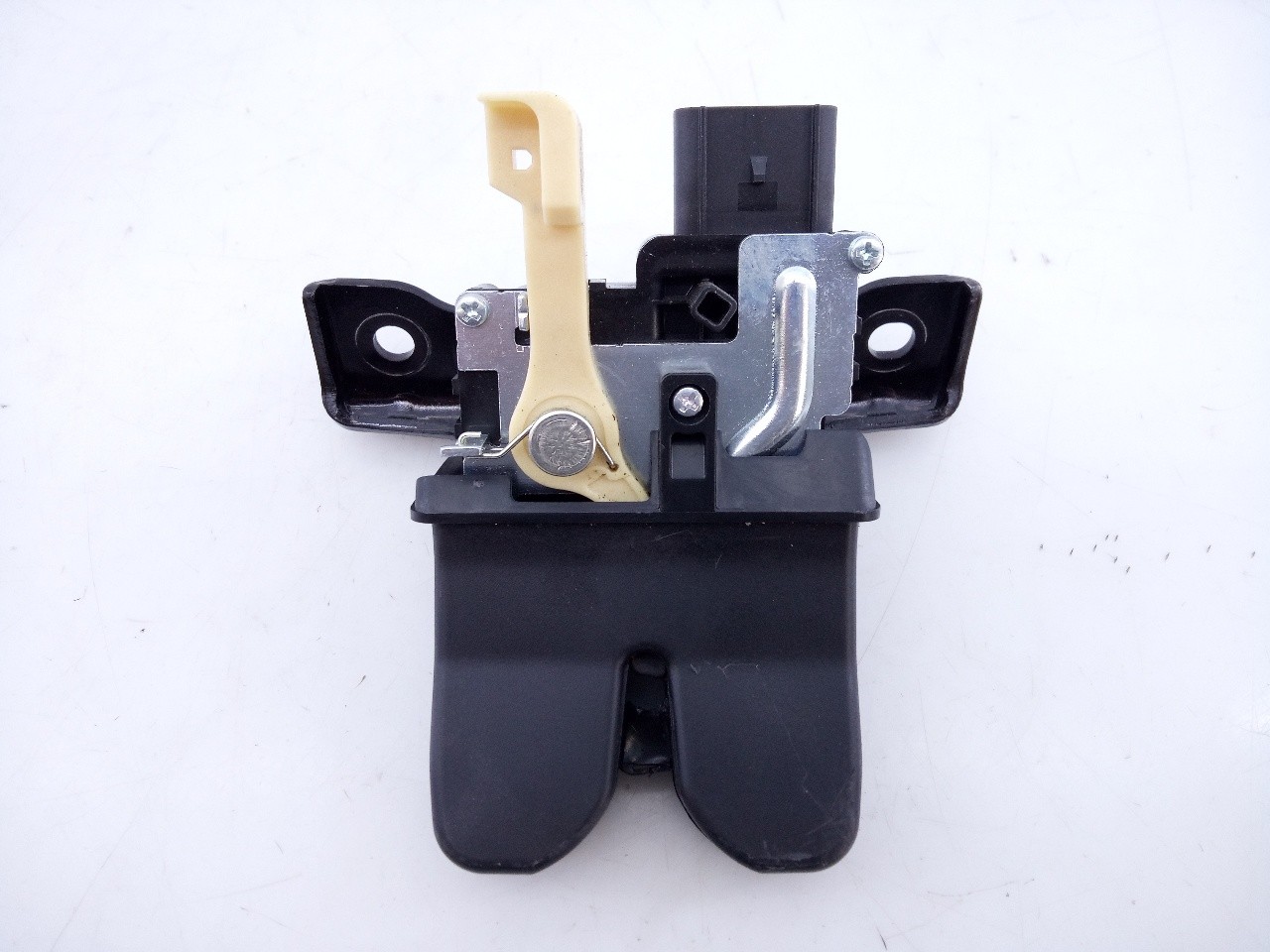 CERRADURA MALETERO / PORTON HYUNDAI I30 FASTBACK E2-B5-61-1 E2B5611 - Vista 3