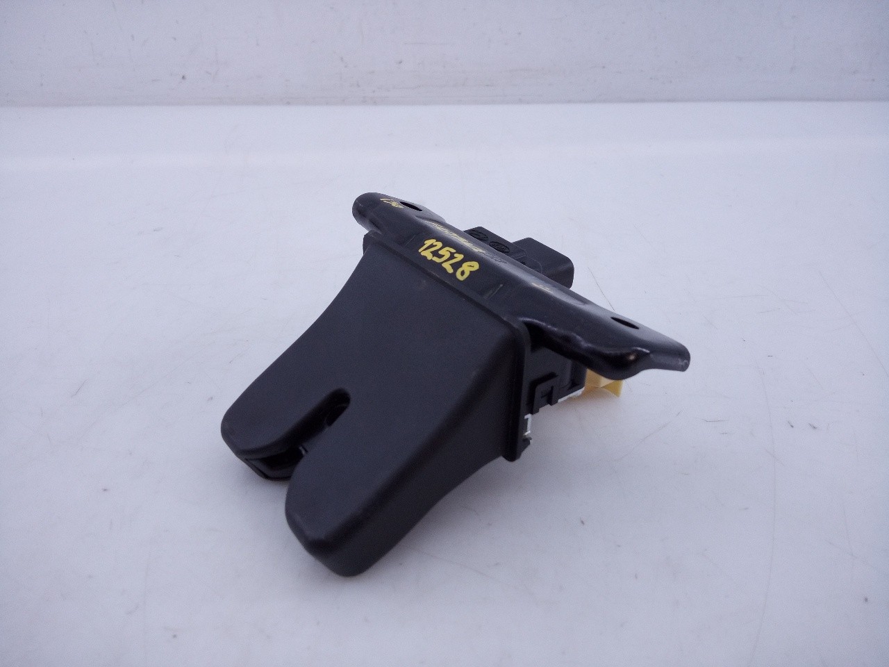 CERRADURA MALETERO / PORTON HYUNDAI I30 FASTBACK E2-B5-61-1 E2B5611 - Vista 2