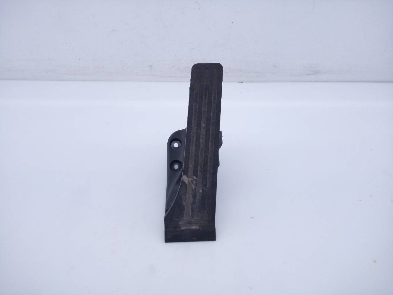 PEDAL ACELERADOR MERCEDES-BENZ CLASE C (W205) LIM. A2053000004 / E3-A1-3-5 A2053000004E3A135