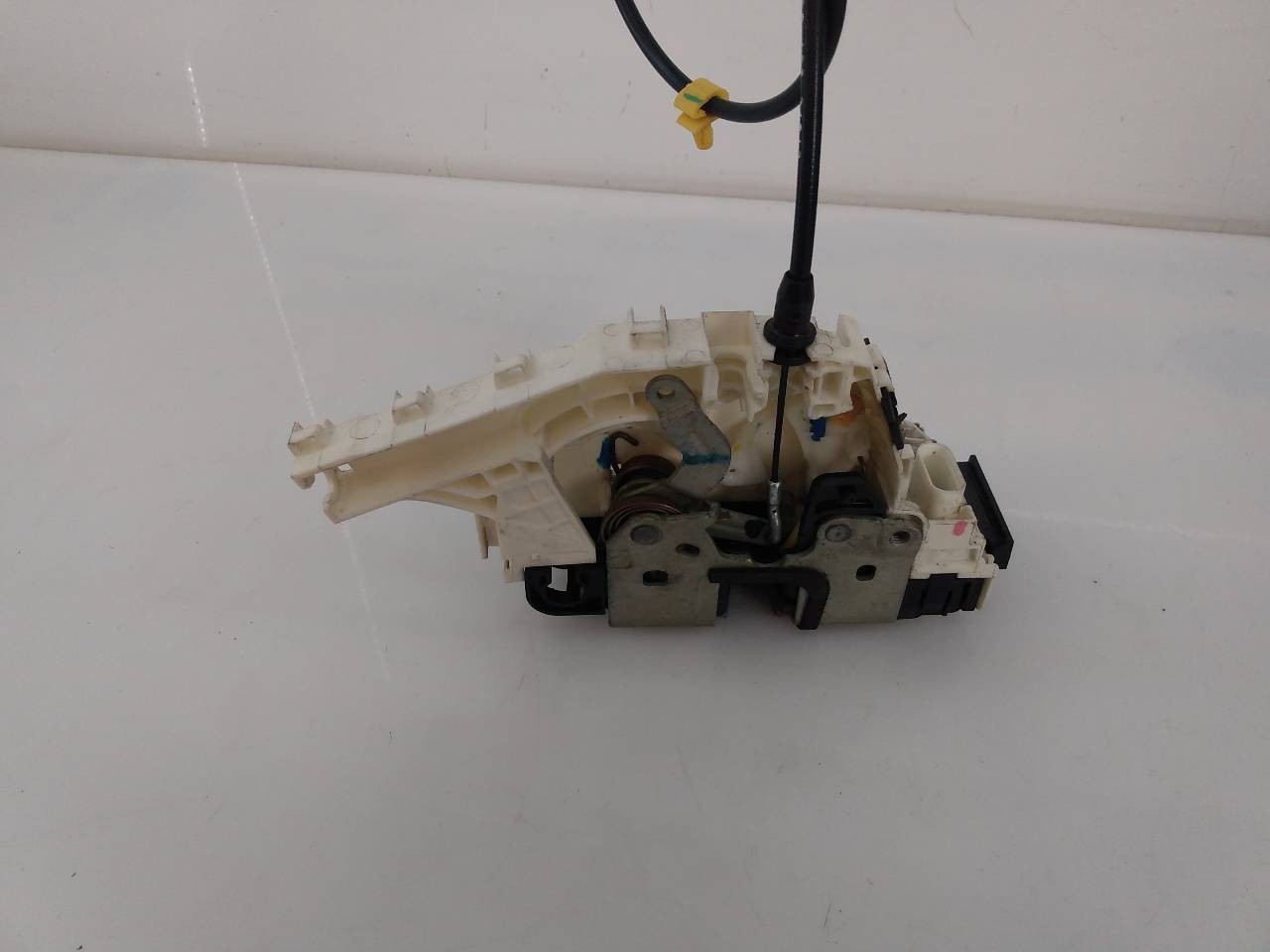CERRADURA PUERTA DELANTERA DERECHA FIAT FREEMONT (345) A052111 / E2-B2-10-1 / P04589916AD A052111E2B2101P04589916AD - Vista 3