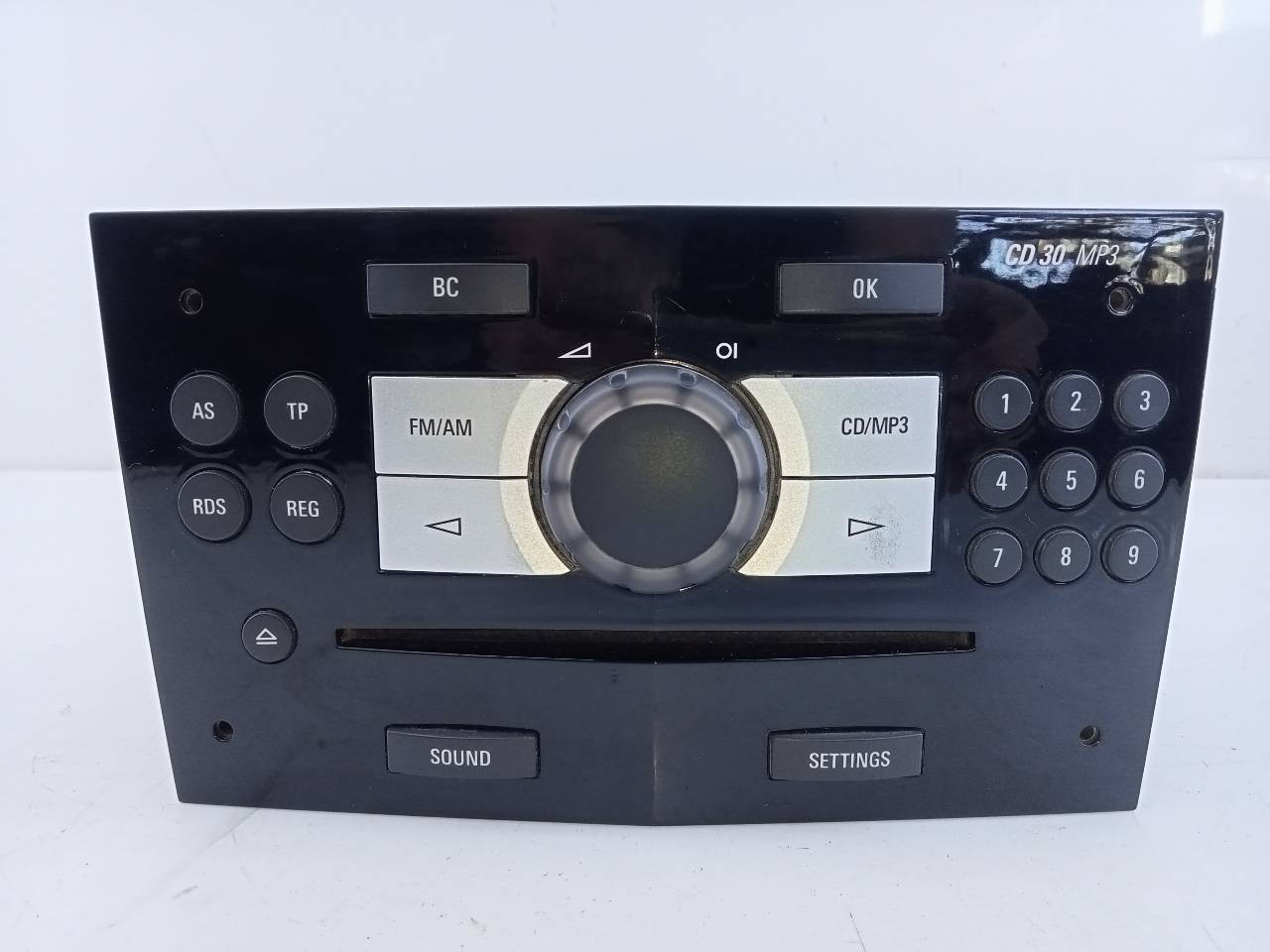 SISTEMA AUDIO / RADIO CD OPEL CORSA D 13289927 / E3-A5-19-1 / 6780518 13289927E3A51916780518