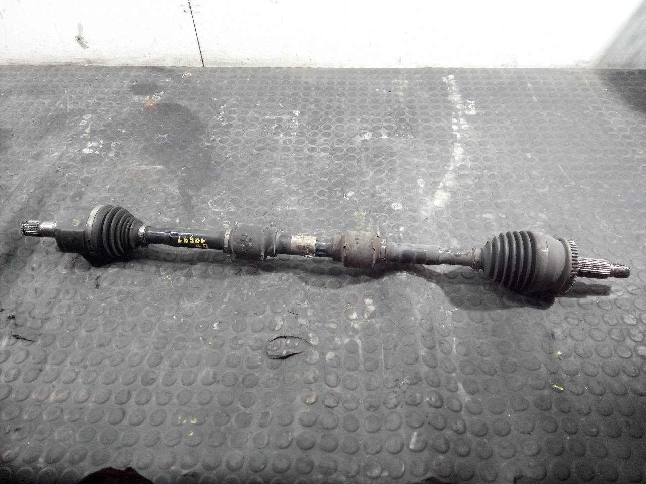 TRANSMISION DELANTERA DERECHA HYUNDAI I40 4950137370 / P1-B6-17 4950137370P1B617