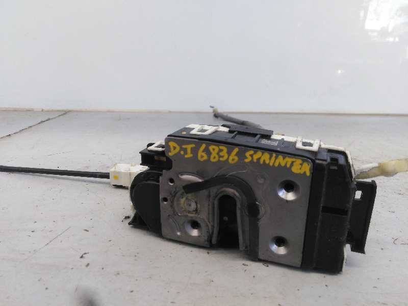 CERRADURA PUERTA DELANTERA IZQUIERDA MERCEDES-BENZ SPRINTERII CAJA ABIERTA (DESDE 01.06) E1-A2-8-1 E1A281 - Vista 2