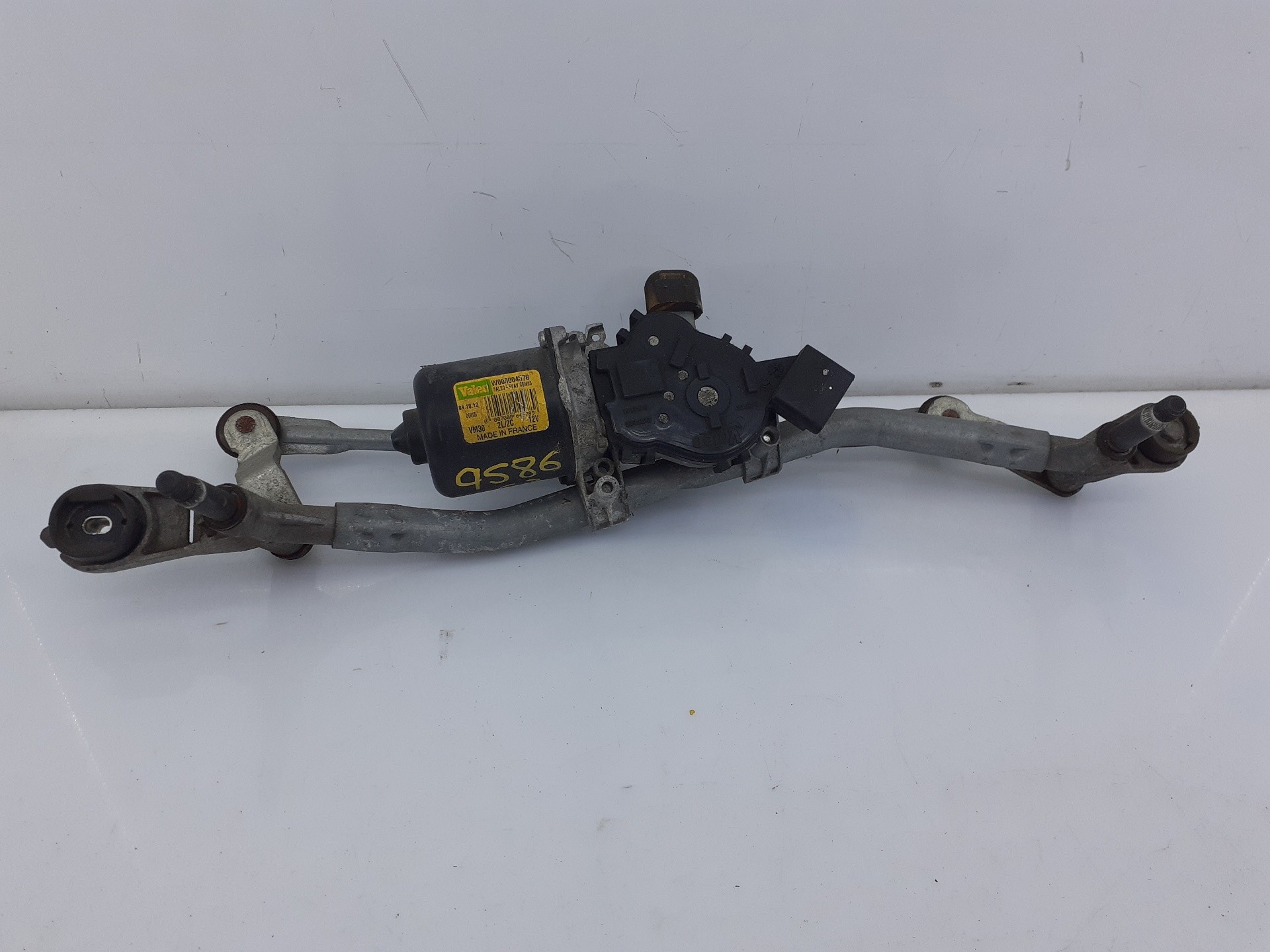 MOTOR LIMPIA DELANTERO CITROËN C3 W000004578 / E3-B3-26-4 / 0007000045789 W000004578E3B32640007000045789