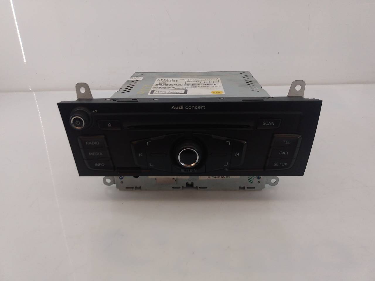 SISTEMA AUDIO / RADIO CD AUDI Q5 (8R) 8T1035186P / E2-A1-13-2 8T1035186PE2A1132