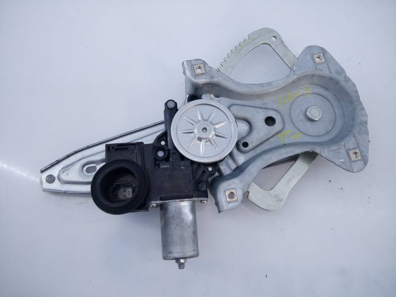 ELEVALUNAS TRASERO DERECHO TOYOTA C-HR 69830F4010 / E2-B4-10-1 69830F4010E2B4101